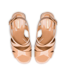 Load image into Gallery viewer, Bee Sandal In Tan Patent Leather