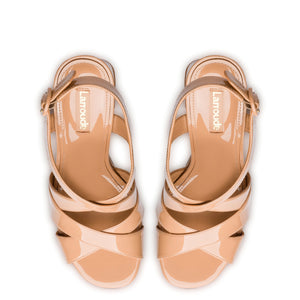 Bee Sandal In Tan Patent Leather