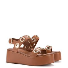 Load image into Gallery viewer, Milan Flatform Sandal In Caramel Leather