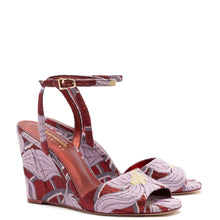 Load image into Gallery viewer, Larroudé x Markarian Wedge In Red Floral Dutel