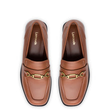 Load image into Gallery viewer, Patricia Loafer in Mocca Leather