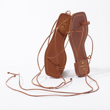 Load image into Gallery viewer, Portofino Flat Sandal In Caramel Leather