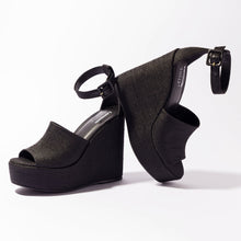 Load image into Gallery viewer, Larroudé x Jennifer Fisher Wedge Sandal In Black Raffia