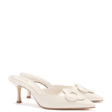 Load image into Gallery viewer, Flora Pump In Ivory Leather