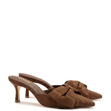 Load image into Gallery viewer, Mini Elle Pump In Cinnamon Fabric