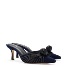 Load image into Gallery viewer, Mini Valerie Pump In Navy Suede and Black Leather