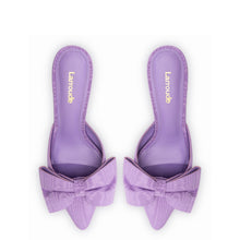 Load image into Gallery viewer, Mini Elle Pump In Iris Fabric