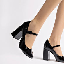 Load image into Gallery viewer, Blair Hi Pump In Black Patent Leather