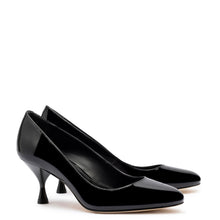 Load image into Gallery viewer, Michelle Lo Pump In Black Patent Leather