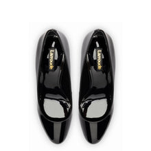 Load image into Gallery viewer, Michelle Lo Pump In Black Patent Leather