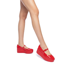 Load image into Gallery viewer, Blair Flatform In Scarlet Patent Leather