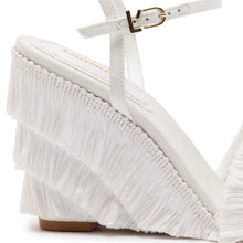 Load image into Gallery viewer, Yves Fringe Wedge In White Raffia