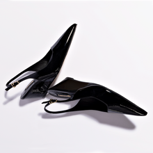 Load image into Gallery viewer, Loulou Pump In Black Patent Leather