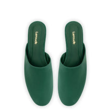 Load image into Gallery viewer, Venice Flat Mule and Pouch Kit In Emerald Suede