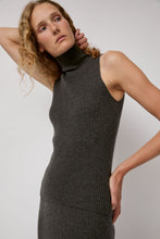 Load image into Gallery viewer, Modern Weaving Cashmere Mock Collar Rib Top in Olive Melange