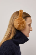 Load image into Gallery viewer, Muhlbauer Janis Lambskin Ear Muffs in Gold