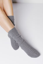 Load image into Gallery viewer, CASHMERE SOCKS