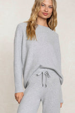 Load image into Gallery viewer, CAMPBELL RIBBED CREWNECK CASHMERE SWEATER