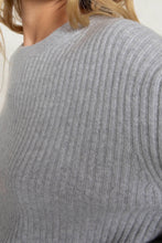 Load image into Gallery viewer, CAMPBELL RIBBED CREWNECK CASHMERE SWEATER