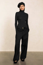 Load image into Gallery viewer, RUMER FITTED CASHMERE TURTLENECK