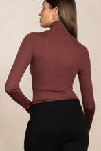 Load image into Gallery viewer, RUMER FITTED CASHMERE TURTLENECK