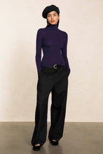 Load image into Gallery viewer, RUMER FITTED CASHMERE TURTLENECK