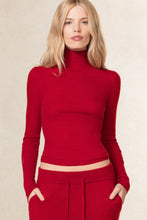 Load image into Gallery viewer, RUMER FITTED CASHMERE TURTLENECK