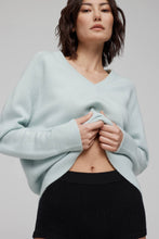 Load image into Gallery viewer, SYDNEY V-NECK CASHMERE SWEATER