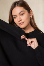 Load image into Gallery viewer, VITTORIA V-NECK CASHMERE SWEATER