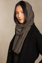 Load image into Gallery viewer, BONNIE RIBBED CASHMERE SCARF