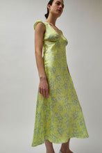 Load image into Gallery viewer, Naya Rea Tiziana Dress in Yellow Floral Print