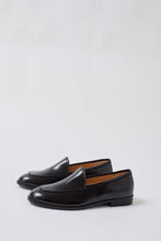 Load image into Gallery viewer, No.6 Emma Loafer in Black