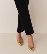 Load image into Gallery viewer, ODETTE BALLET FLAT -- GOLD METALLIC NAPPA