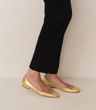 Load image into Gallery viewer, ODETTE BALLET FLAT -- GOLD METALLIC NAPPA