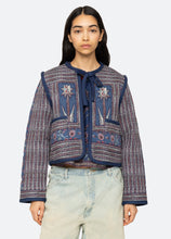 Load image into Gallery viewer, Valeria Quilted Jacket