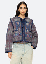 Load image into Gallery viewer, Valeria Quilted Jacket