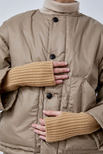 Load image into Gallery viewer, Rototo Seamless Hand Warmers in Beige