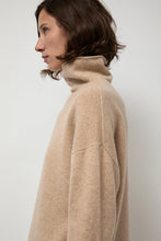 Load image into Gallery viewer, Rue Blanche Gal Sweater in Linen