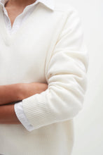 Load image into Gallery viewer, SYDNEY V-NECK CASHMERE SWEATER