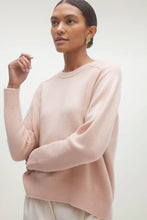 Load image into Gallery viewer, TAMMY CASHMERE CREWNECK SWEATER