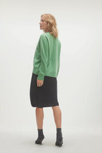 Load image into Gallery viewer, TAMMY CASHMERE CREWNECK SWEATER