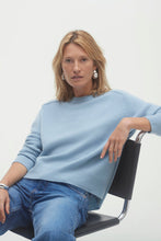 Load image into Gallery viewer, TAMMY CASHMERE CREWNECK SWEATER