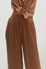 Load image into Gallery viewer, EVAN SILK WIDE LEG PANT