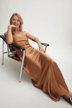 Load image into Gallery viewer, INGRID SILK MAXI DRESS