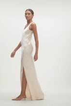 Load image into Gallery viewer, INGRID SILK MAXI DRESS