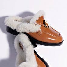 Load image into Gallery viewer, Bobbie Mule In Caramel Leather and Natural Shearling