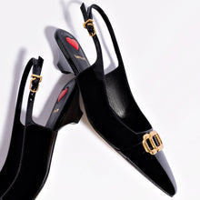 Load image into Gallery viewer, Franca Pump In Black Patent Leather