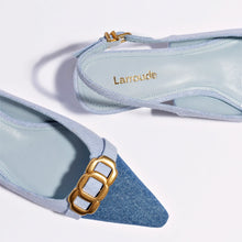 Load image into Gallery viewer, Franca Pump In Blue Denim