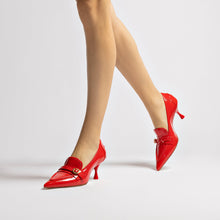 Load image into Gallery viewer, Susan Pump In Scarlet Patent Leather