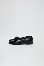 Load image into Gallery viewer, Suzanne Rae Opera Shoe in Black Patent